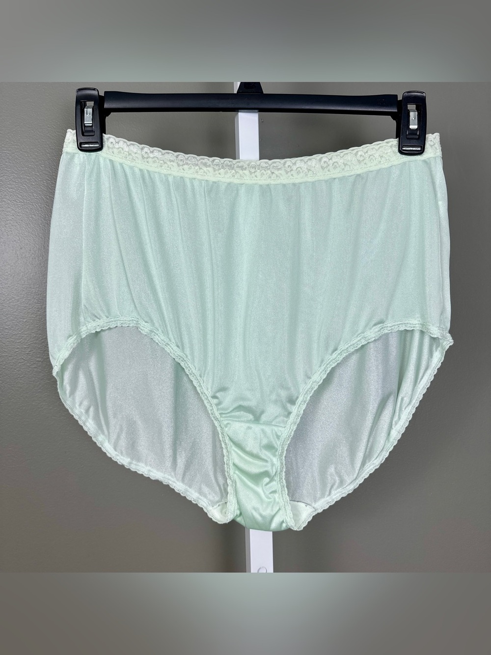 Vintage Just My Size Plus Size 11 Mint Green Nylon Panties Shimmery Lace Brief